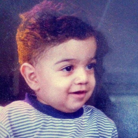 Meet your Posher, Ali - Picture 1 of 1